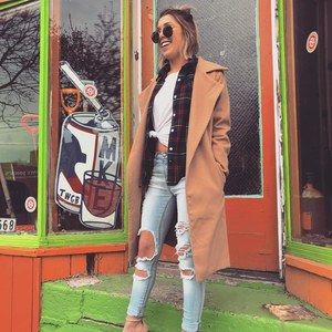 Meet your Posher, Elizabeth